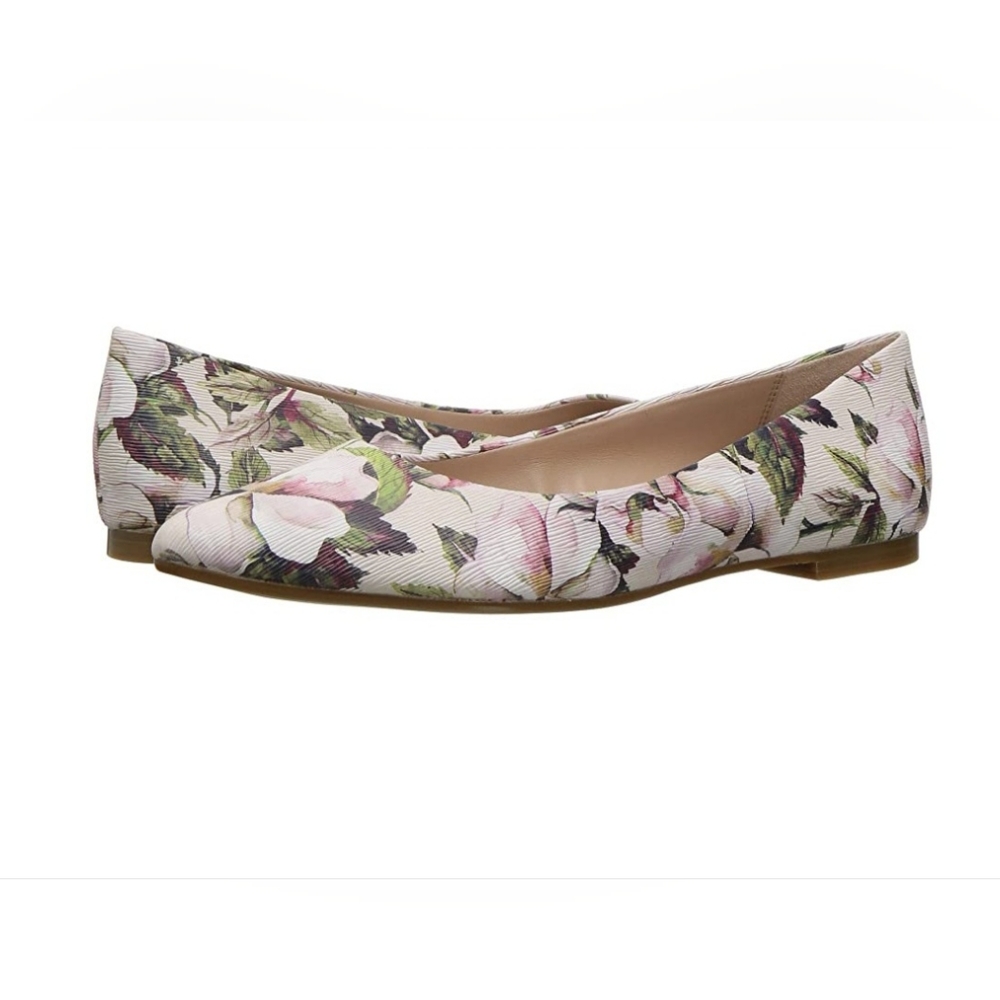 NIB BCBGeneration Millie flats